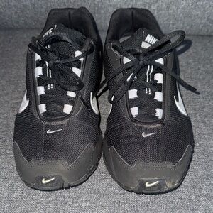 Nike Air Max Torch 3 Men’s Running Athletic Sneakers | Black | Size 10